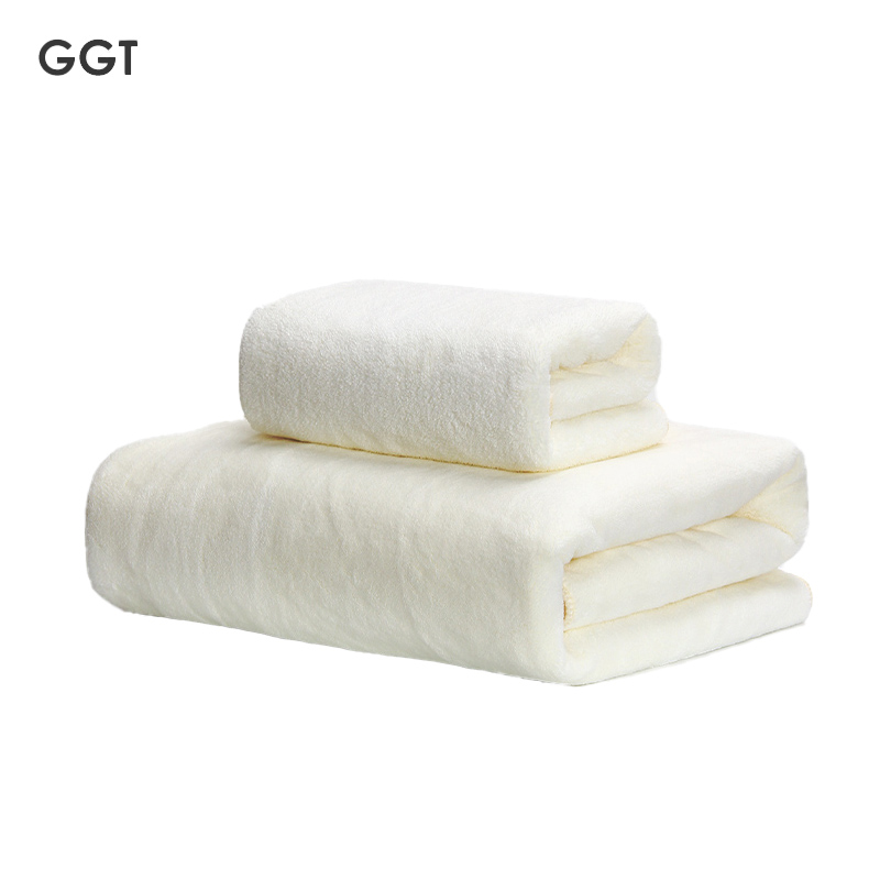GGT 日本雪花绒浴巾不掉毛加厚款毛巾成人大浴巾速干男女洗澡裹巾套装 浅咖三件套 浴巾+毛巾+方巾乳白色